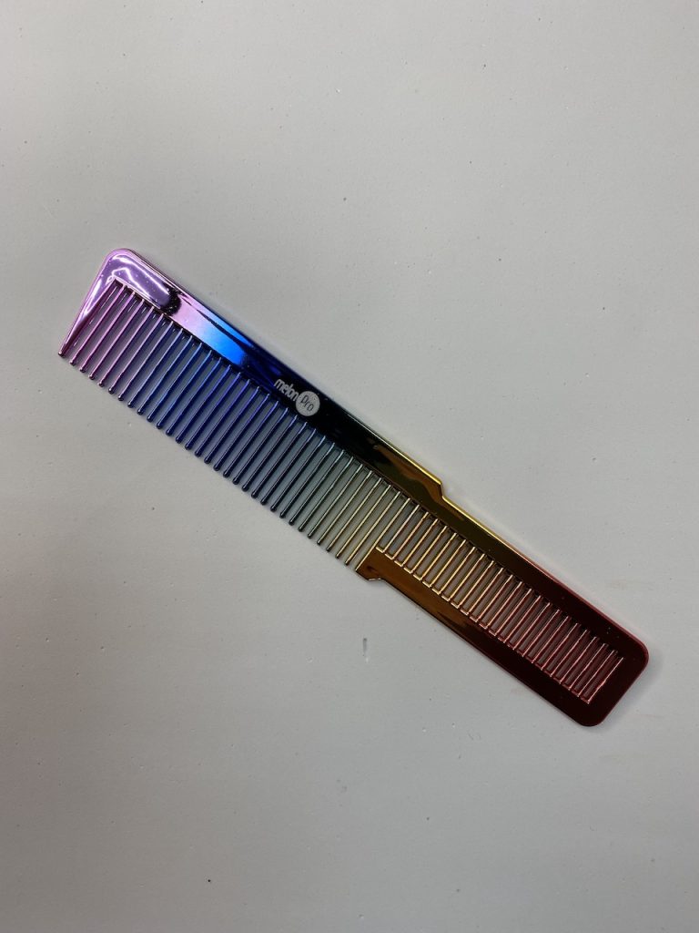 Расческа пластик рабочая для уклакди 23*2.5/3cm, радужная